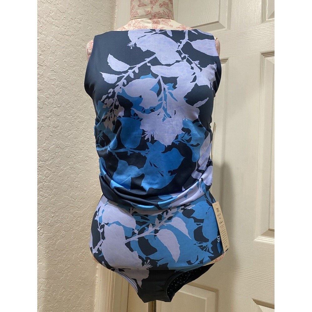 NWT Albion Fit Swimsuit Two Piece Hibiscus Sz M High Waist Ruched Crop Tank Top